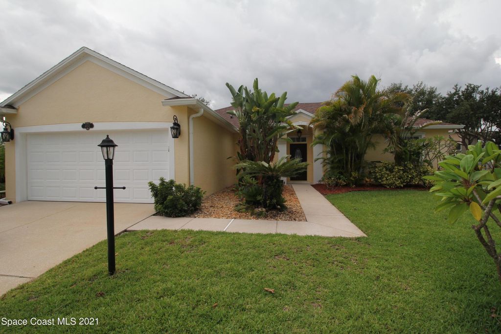 4952 Mandolin Ct, Melbourne, FL 32940