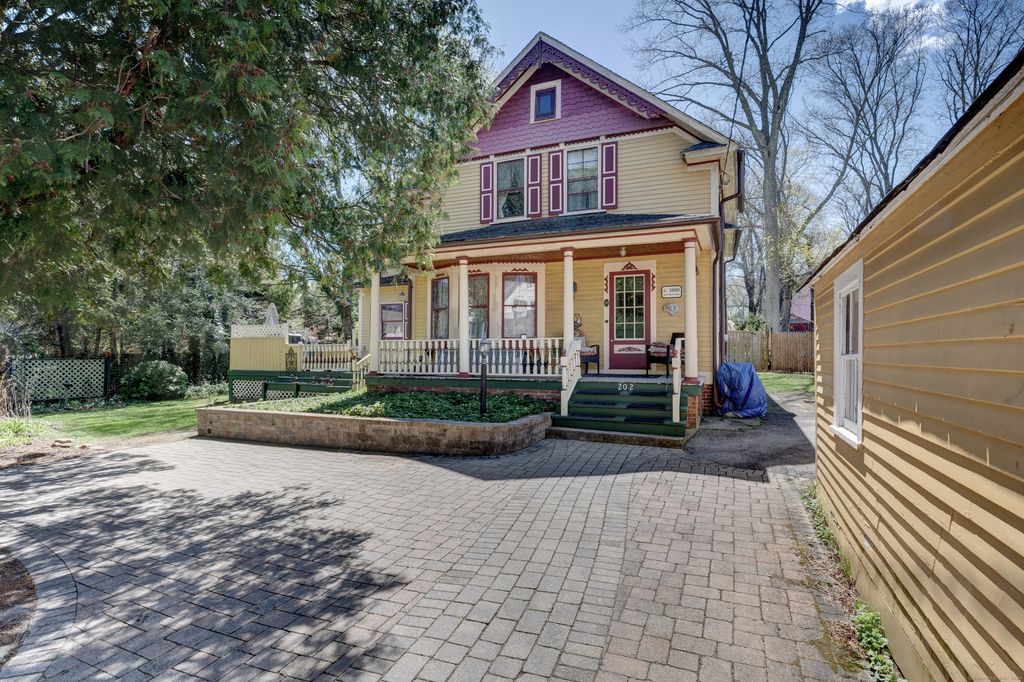 202 Lewiston Ave, Willimantic, CT 06226 Trulia