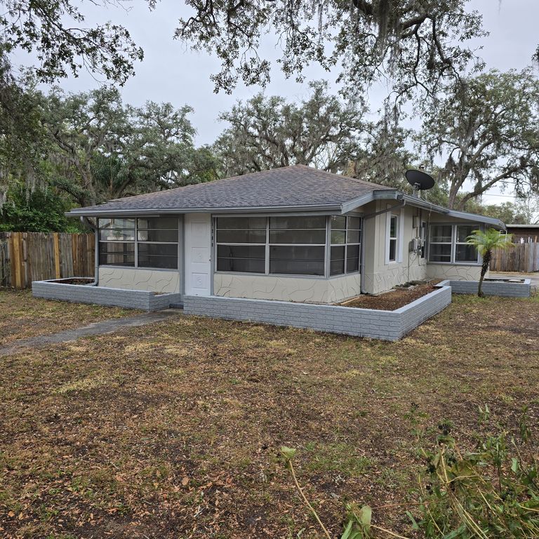 1250 Cedar St, Safety Harbor, FL 34695
