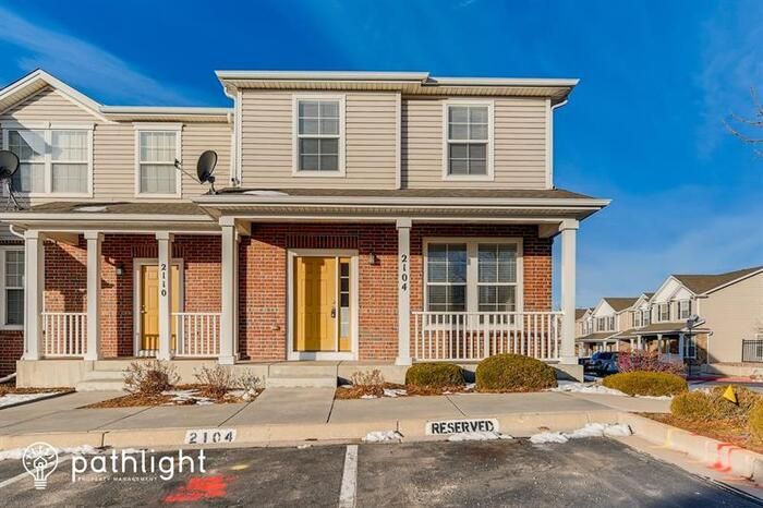 2104 Creekridge Point, Colorado Springs, CO 80910