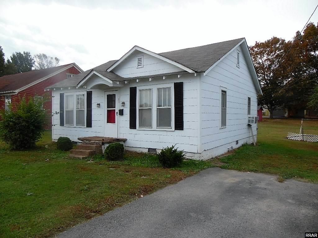 507 Main St, Martin, TN 2 Bed, 1 Bath SingleFamily Home 4 Photos Trulia