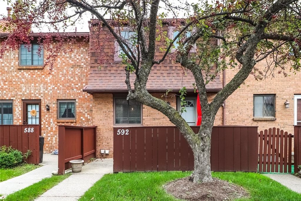 592 Surrey Hill Way, Rochester, NY 14623 Trulia