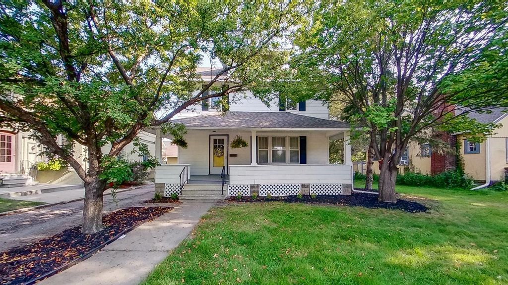 1431 1st St SW, Rochester, MN 55902
