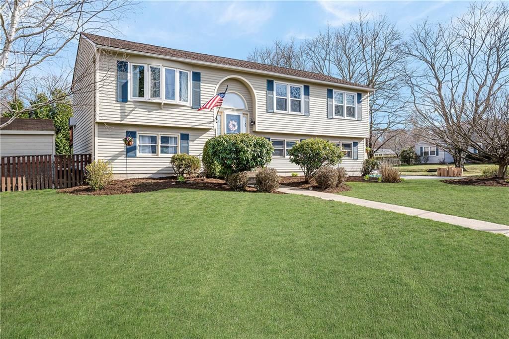 20 Apple Hill Dr, Cranston, RI 02921 Trulia