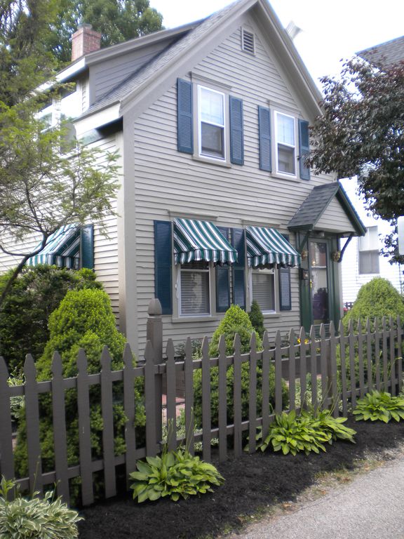10 Commercial St, Kittery, ME 03904