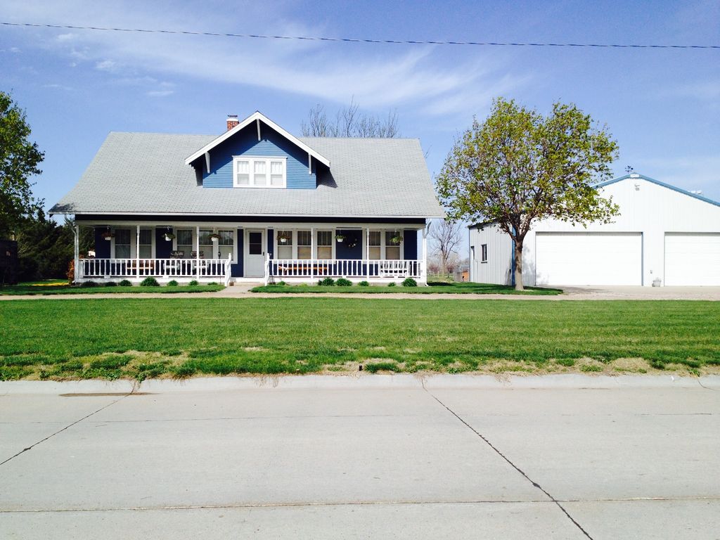 207 6th St, Beaver City, NE 68926 Trulia