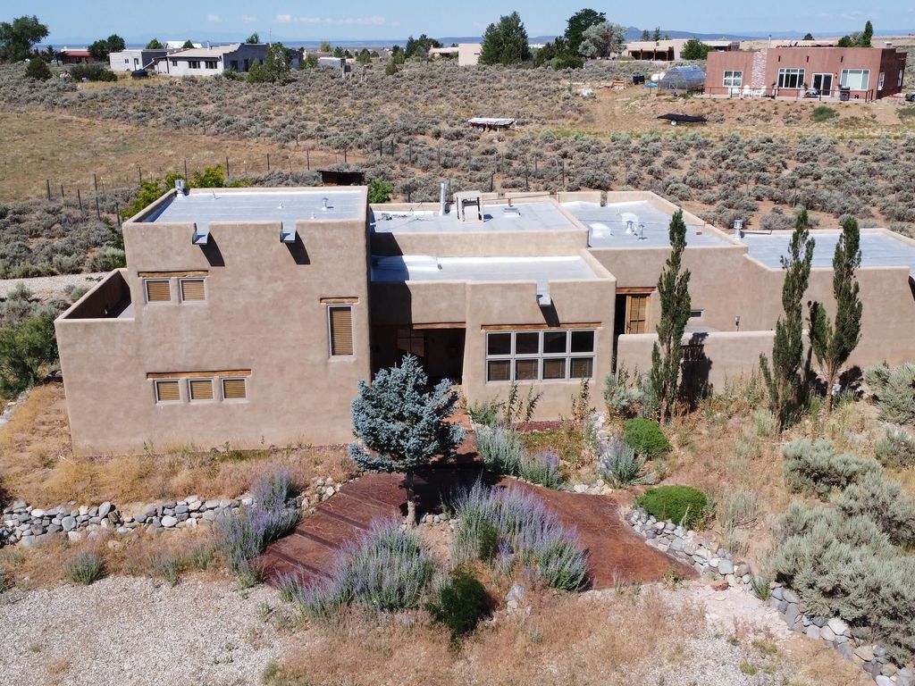 20 Melaringa, Taos, NM 87571 MLS 110703 Trulia