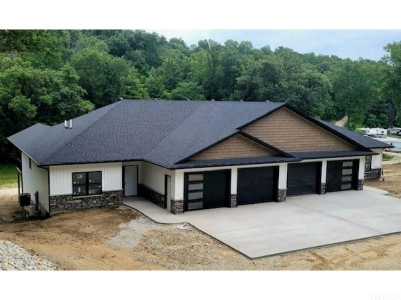 22241 255th St, Delhi, IA 52223 MLS 20232560 Trulia