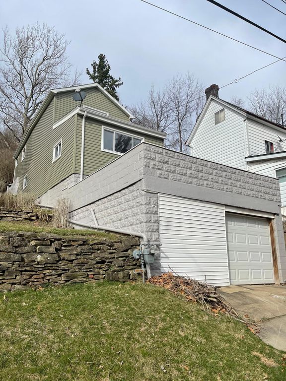 803 Valley St, Oakmont, PA 15139