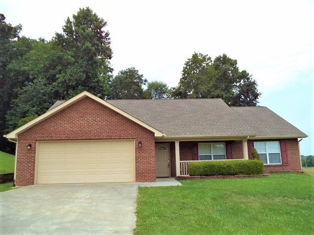 1203 Chesty Puller Cir, Maryville, TN 37803