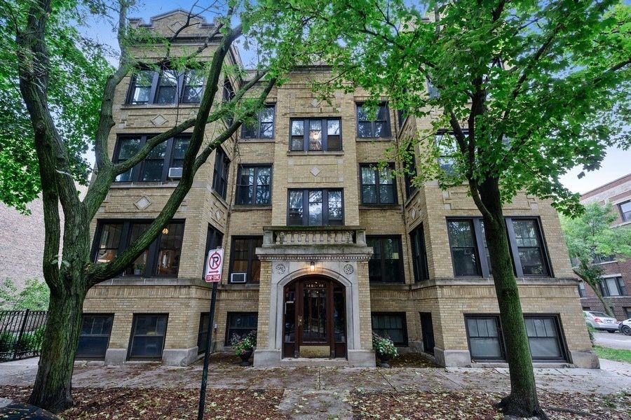 1404 W Elmdale Ave #1, Chicago, IL 60660