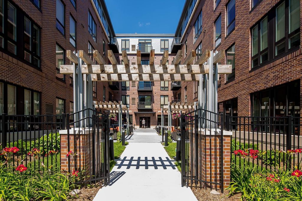 Elysian Apartments Minneapolis