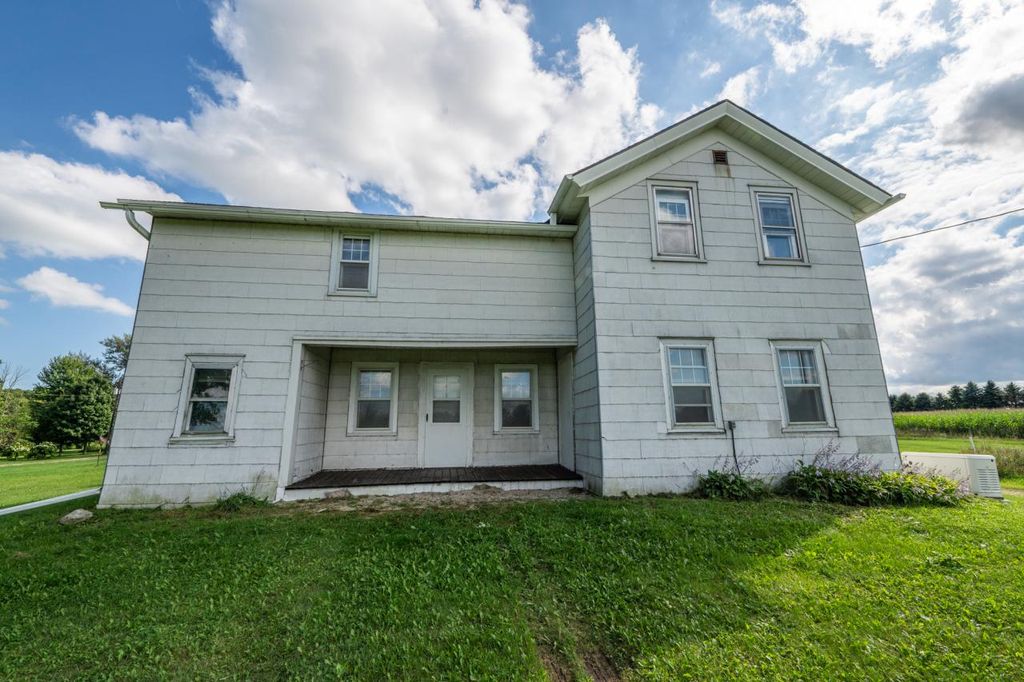 2249 State Highway 28, Kewaskum, WI 53040