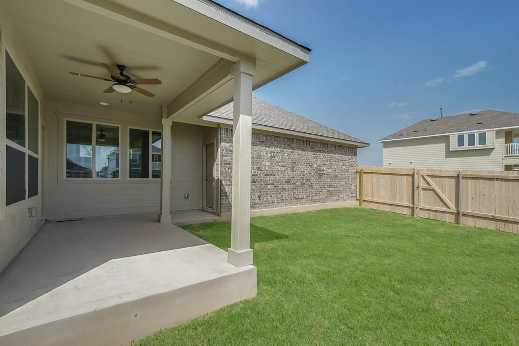 702 Stampede Rd, San Marcos, TX 3 Bed, 2 Bath SingleFamily Home 38