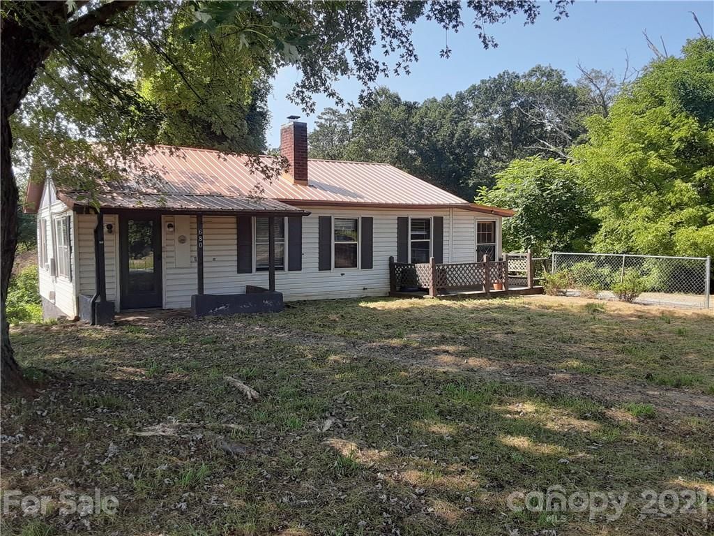 680 Olivette Rd, Asheville, NC 28804