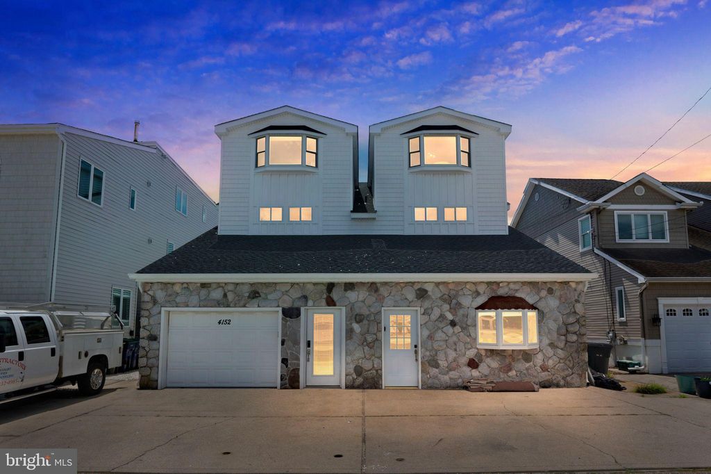 4152 Atlantic Brigantine Blvd #B, Brigantine, NJ 08203