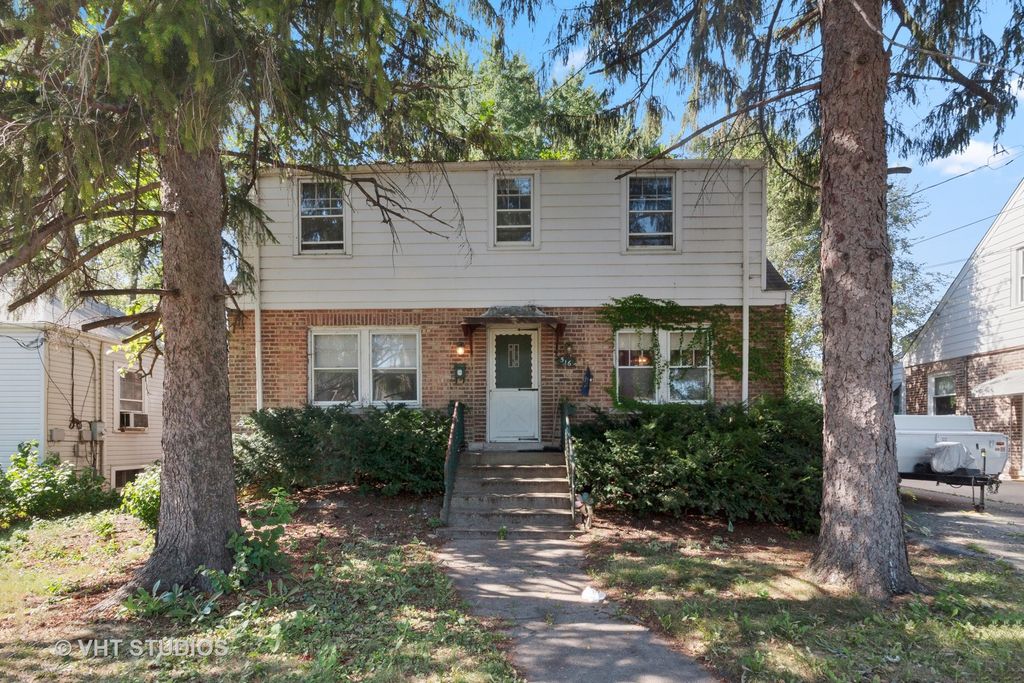 516 S 5th Ave, Des Plaines, IL 60016