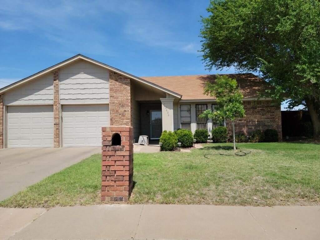 2464 Santa Cruz Ln, Odessa, TX 79763