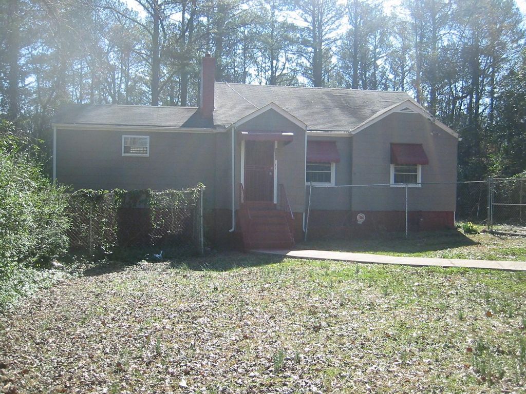 4090 Washington Rd, East Point, GA 3 Bed, 1 Bath SingleFamily Home
