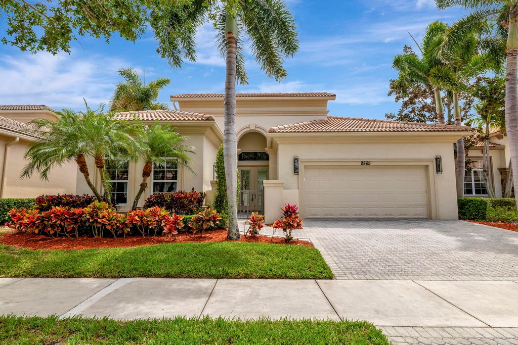 9865 SW Torriente Lane, Port Saint Lucie, FL 34986