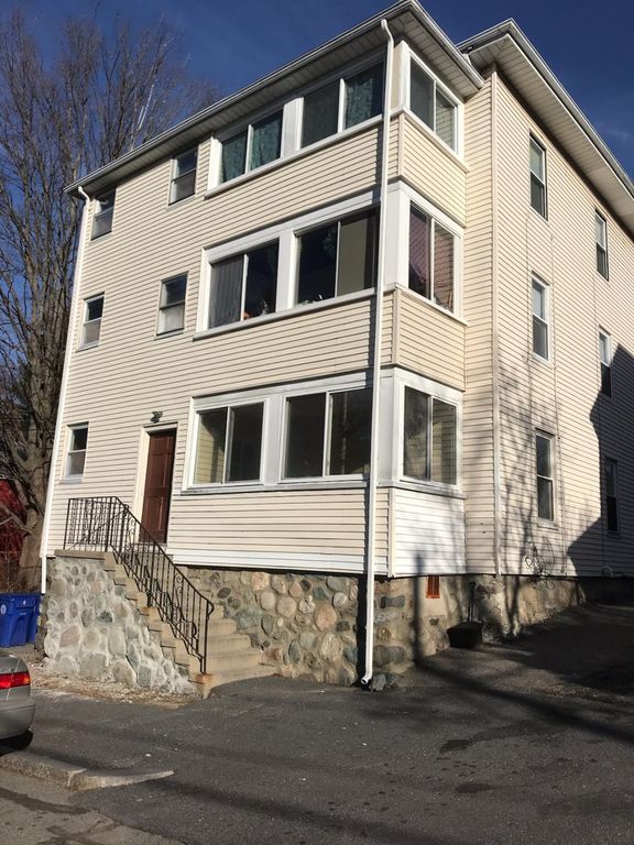 40 Hale St, Newton Upper Falls, MA 02464