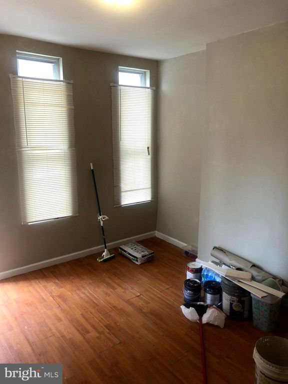 2113 McHenry St, Baltimore, MD 21223
