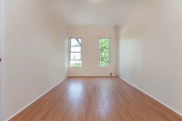 1186 Hancock St #3, Brooklyn, NY 11221