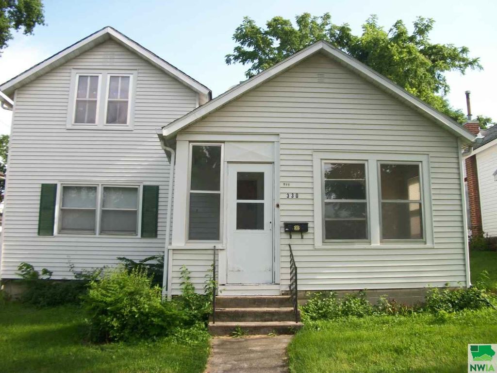 330 E Cedar St, Cherokee, IA 2 Bed, 1.5 Bath SingleFamily Home 20