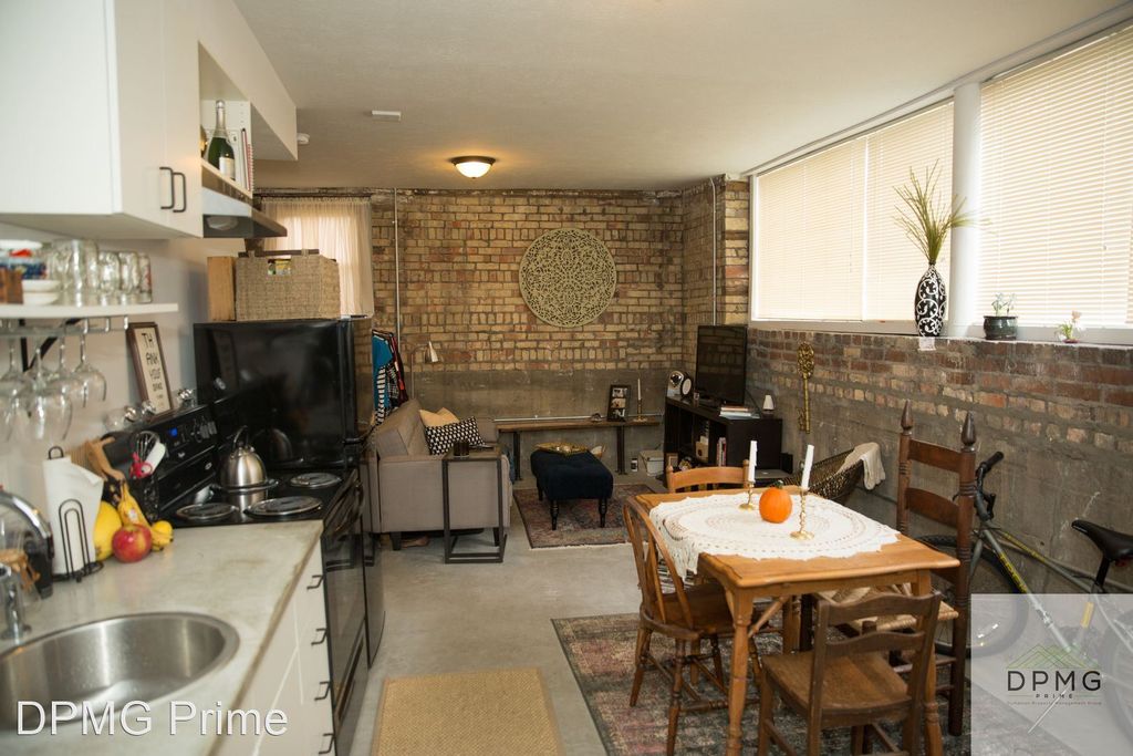 108 S Hosmer St #45, Lansing, MI 48912