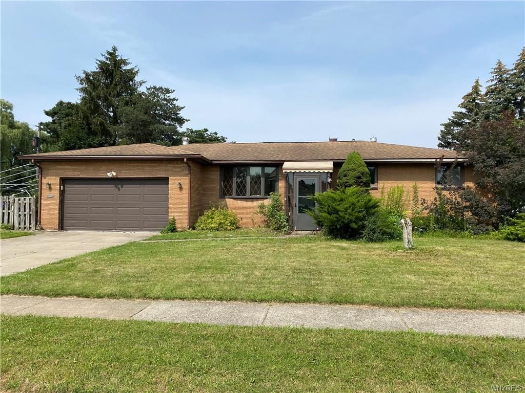 21 Marann Ter, West Seneca, NY 14206