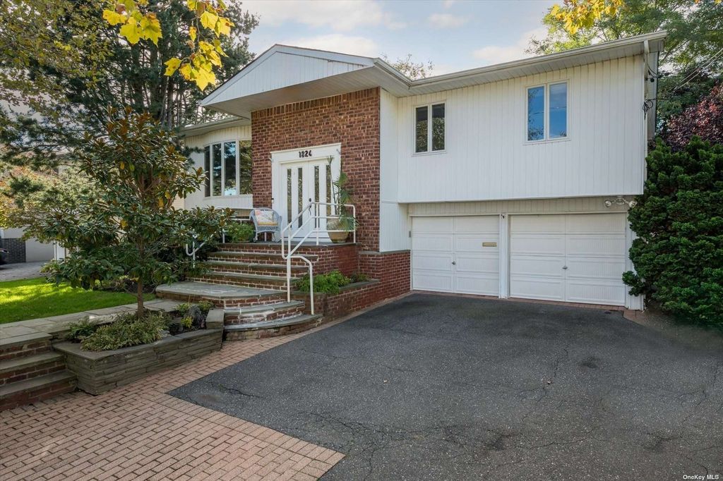 1824 Cynthia Lane, Merrick, NY 11566 Trulia