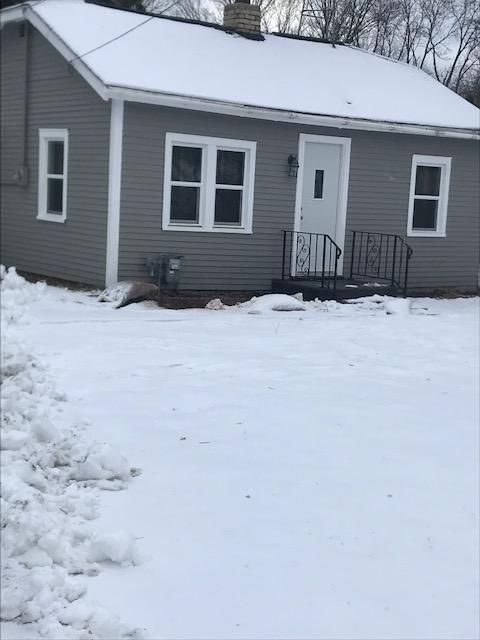 614 W  17th Ave, Oshkosh, WI 54902