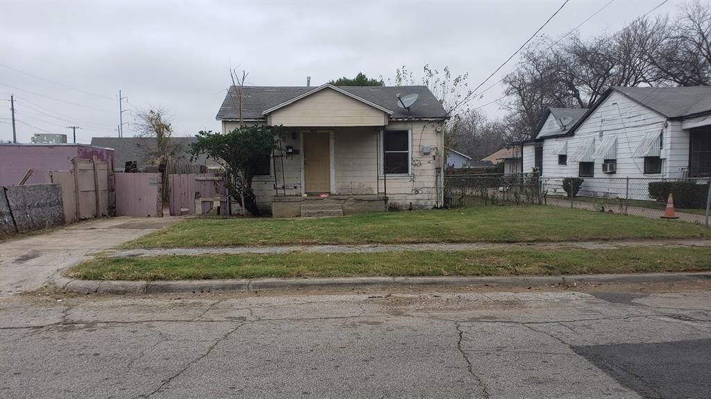 2811 Southland St, Dallas, TX 75215