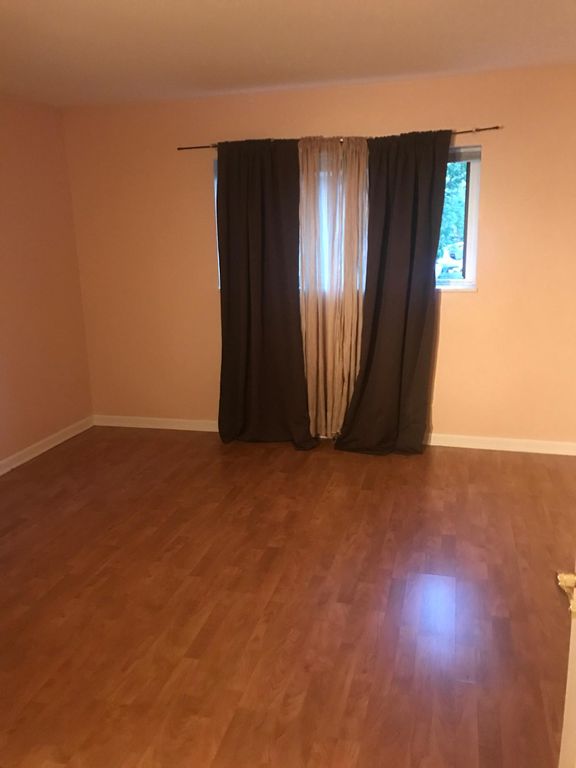 8936 N Parkside Ave #103, Des Plaines, IL 60016
