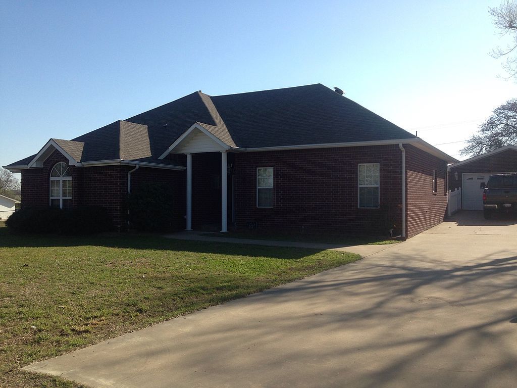 212 Lakeside Dr, Holdenville, OK 74848 Trulia