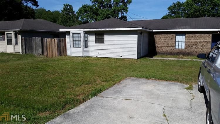 521 S Arizona St, Kingsland, GA 31548
