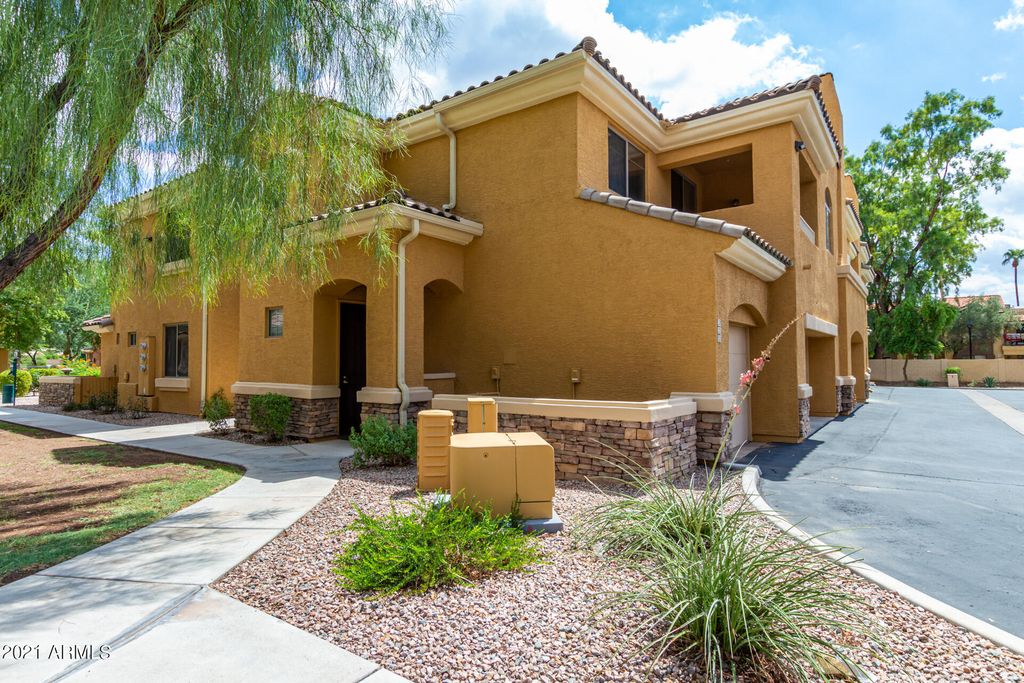 955 E Knox Rd #224, Chandler, AZ 85225