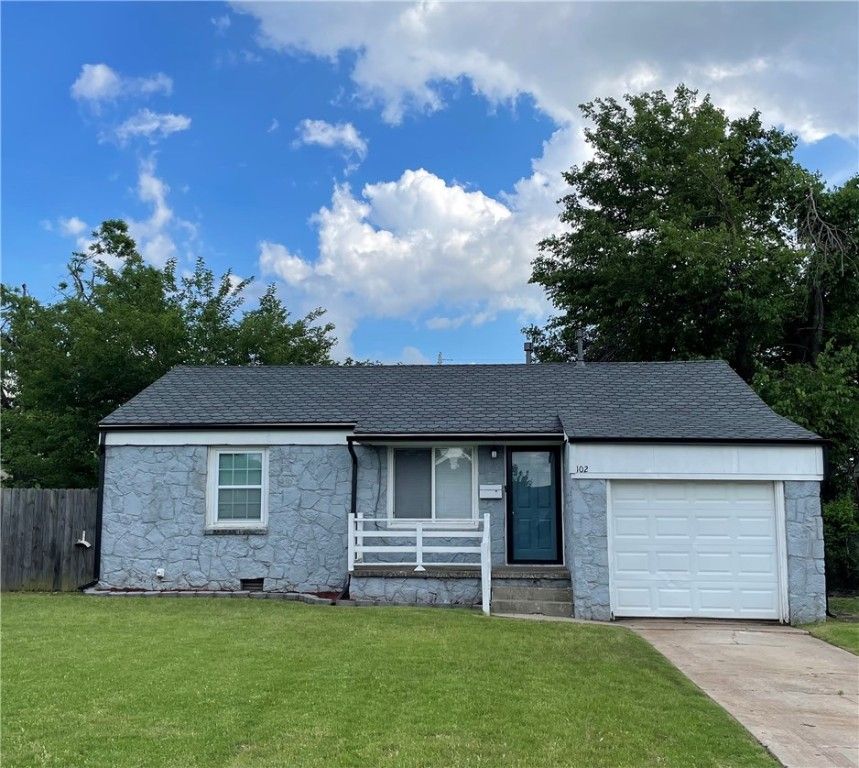 102 W  Marshall Dr, Midwest City, OK 73110