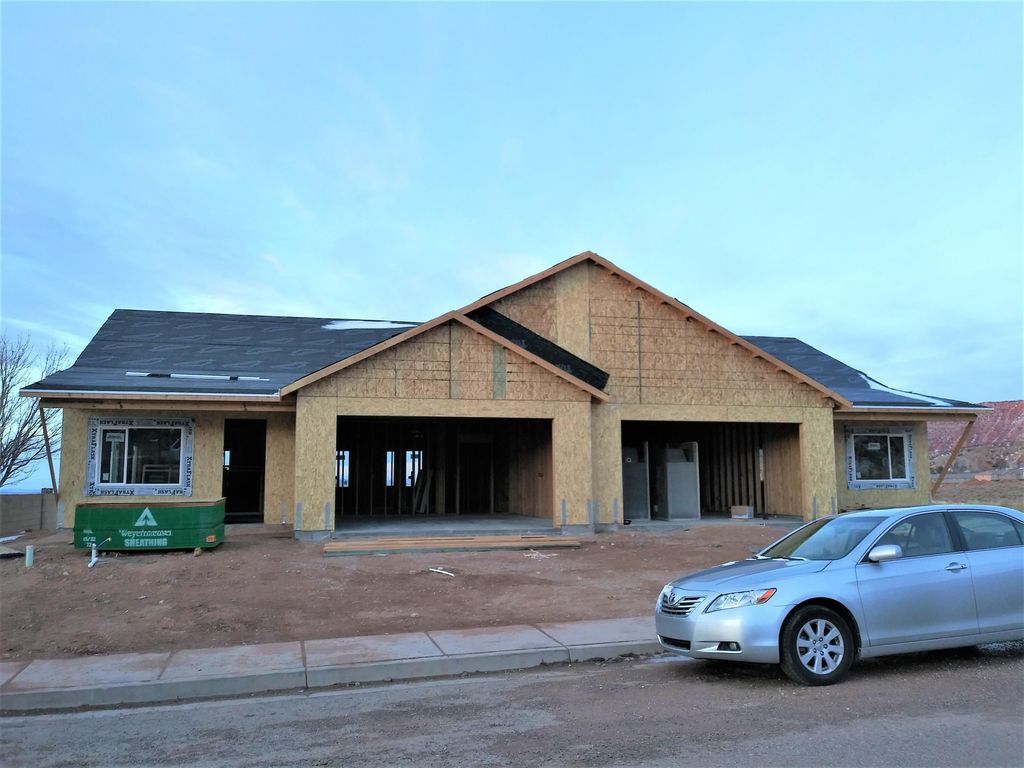 256 W Mountain View Dr #18-B, Cedar City, UT 84720