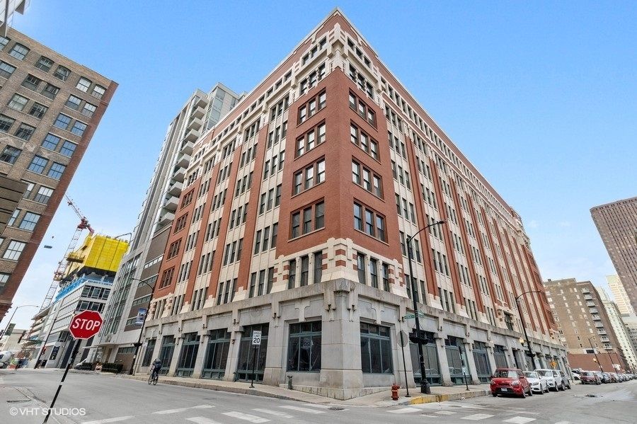 732 S Financial Pl #605, Chicago, IL 60605