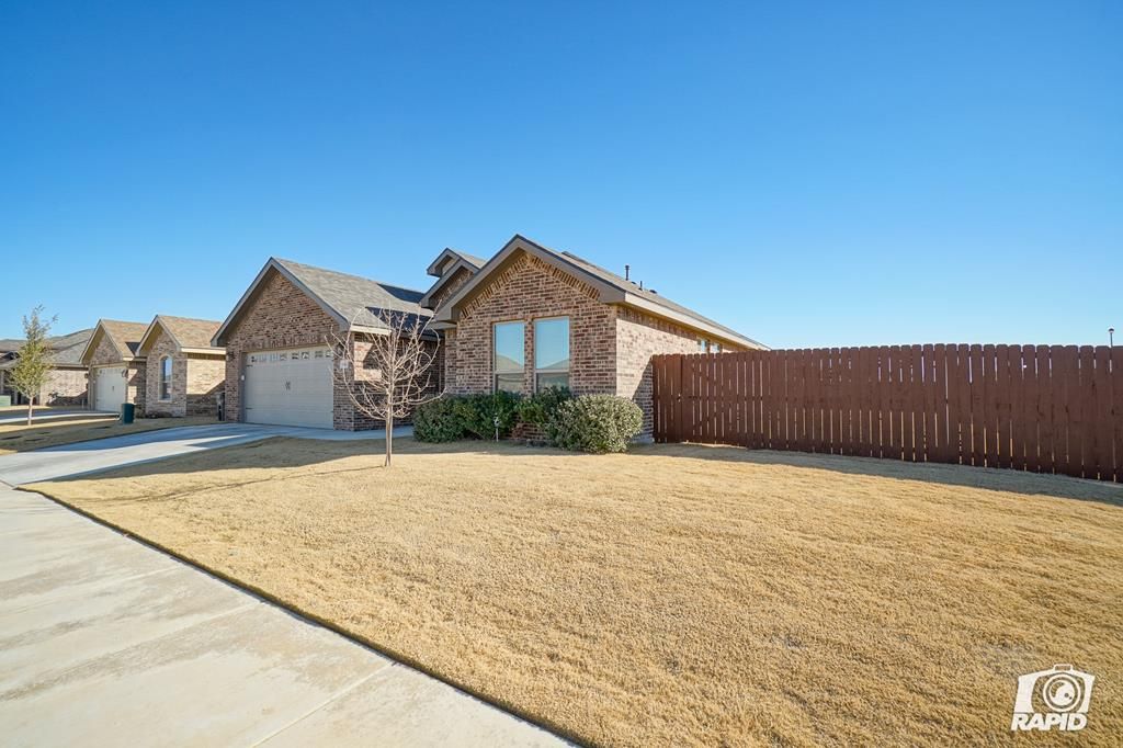 1400 Daybreak Way, Midland, TX 79705