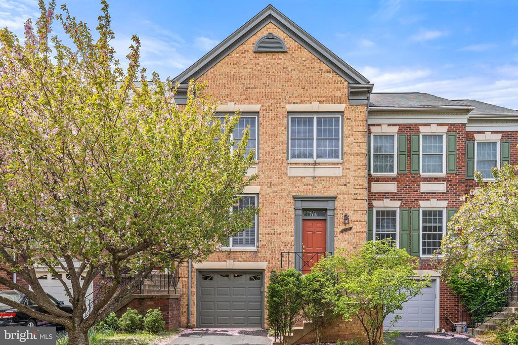 5176 Woodfield Dr, Centreville, VA 20120 Trulia