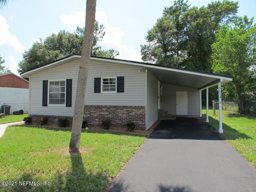 7614 Club Duclay Dr, Jacksonville, FL 32244