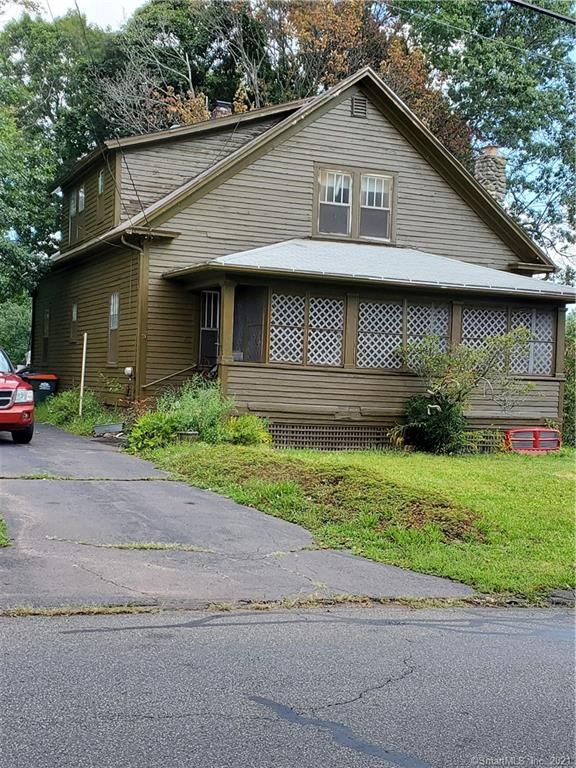 35 Flower St, Meriden, CT 06451