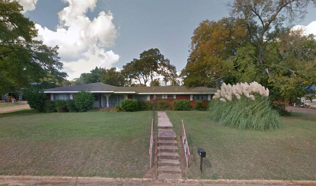 312 W 3rd St, Hughes Springs, TX 75656 Trulia