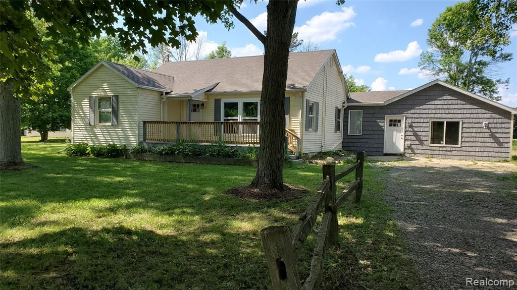 311 E Castle Rd, Fostoria, MI 48435 Trulia