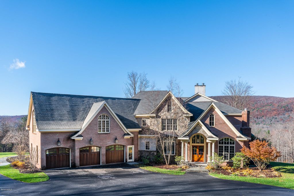 123 W Center Rd, West Stockbridge, MA 01266