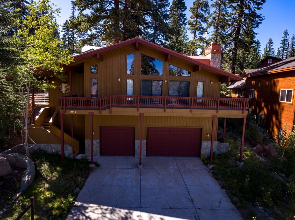 2114 Forest Trl, Mammoth Lakes, CA 93546