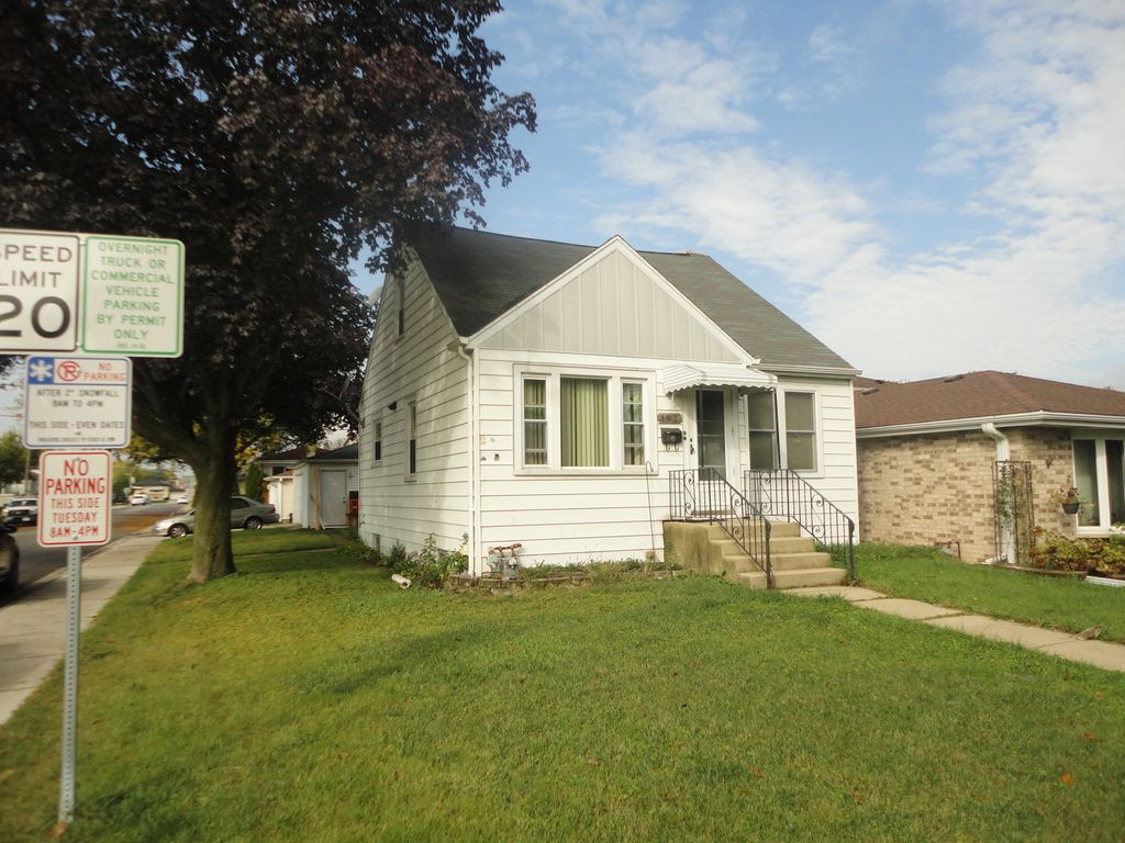 4300 N New England Ave, Harwood Heights, IL 60706