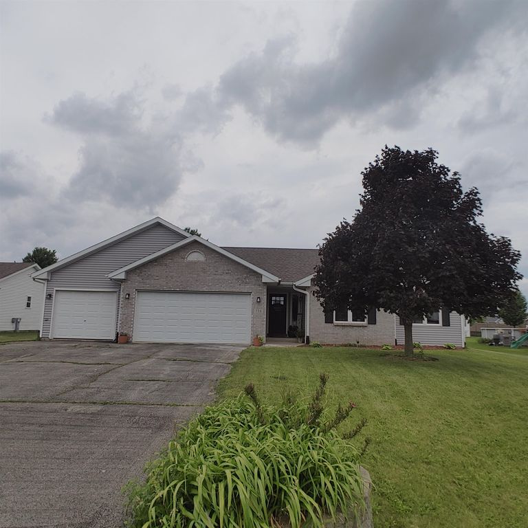 738 Golden Prairie Dr, Davis Junction, IL 61020 Trulia